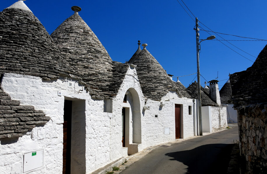 Oltre il senso del luogo. Alberobello. I Trulli.